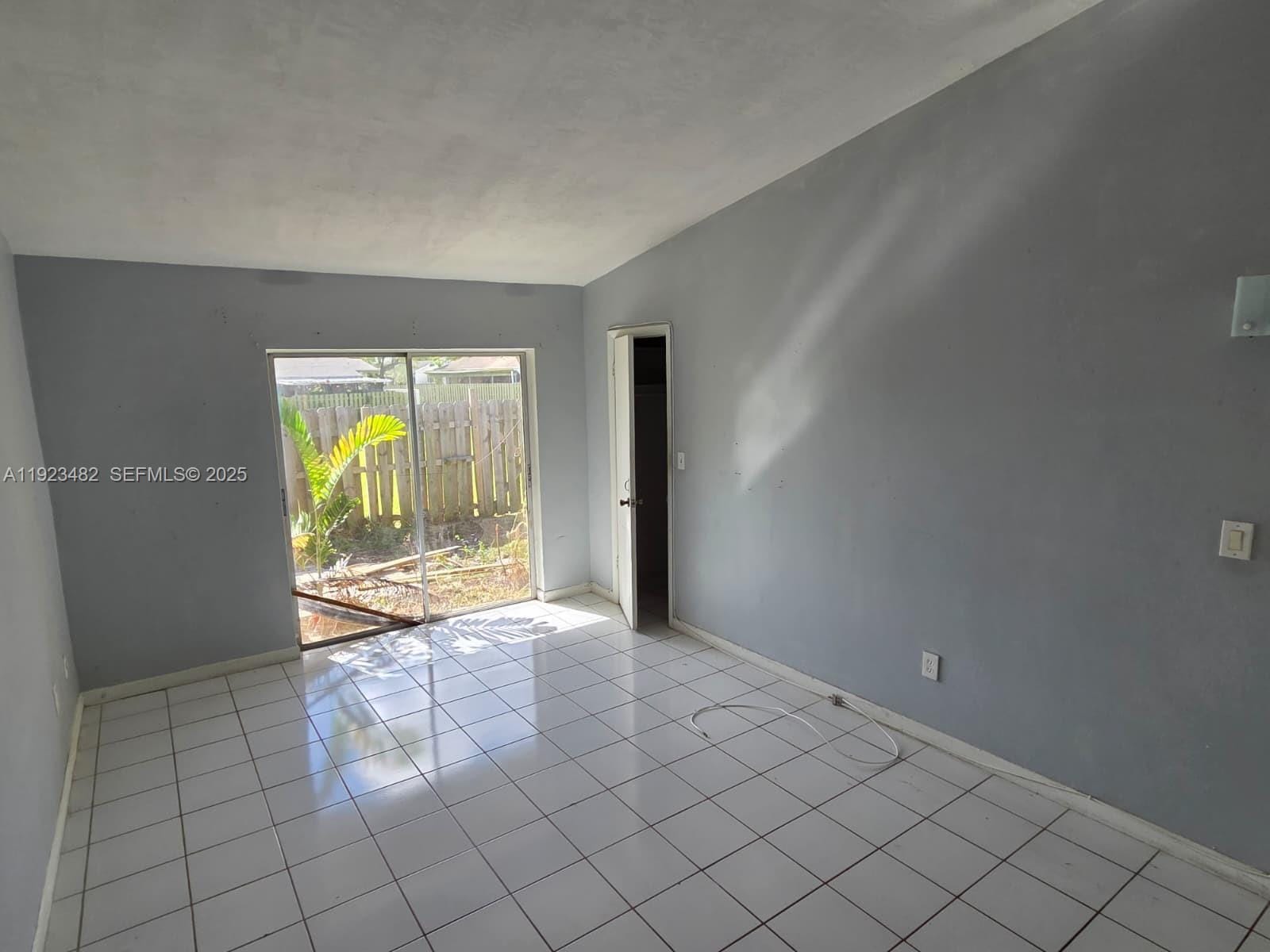 12412 SW 112th Terrace, Miami, FL 33186 photo 7
