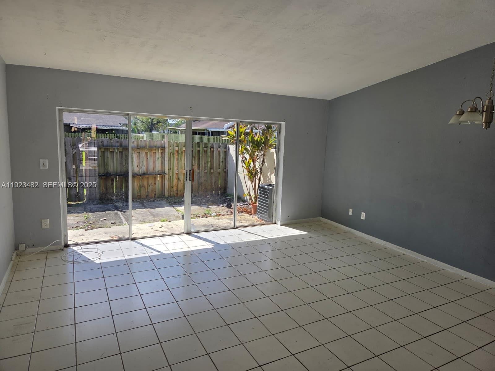 12412 SW 112th Terrace, Miami, FL 33186 photo 8