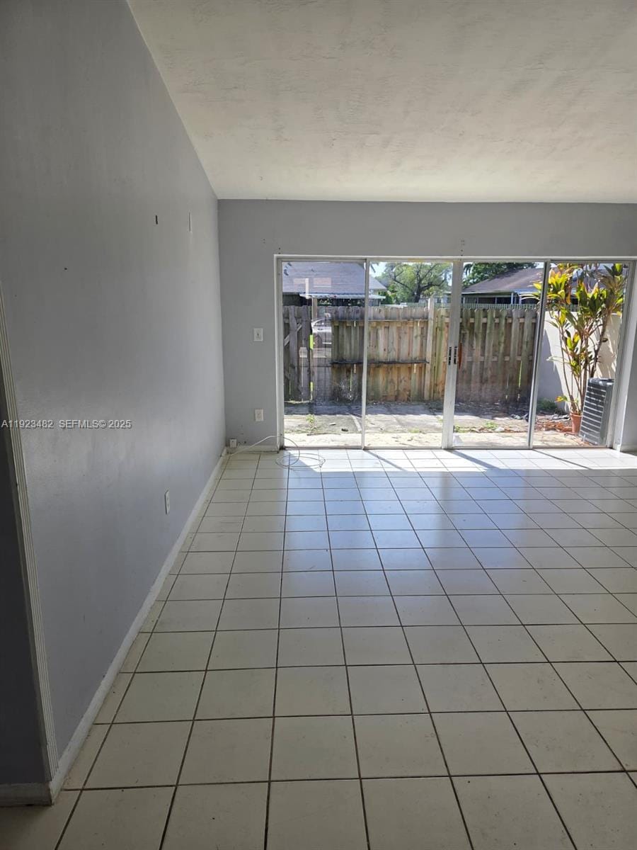 12412 SW 112th Terrace, Miami, FL 33186 photo 9