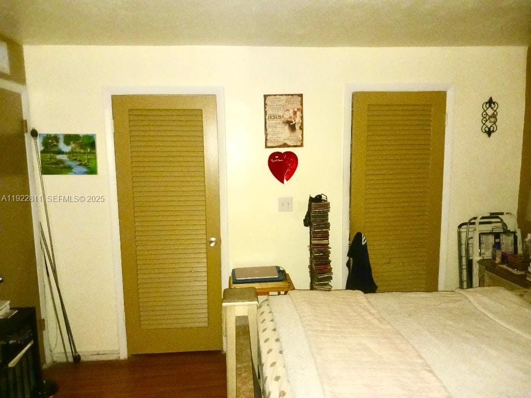 1855 NE 121st Street 31 — photo 5