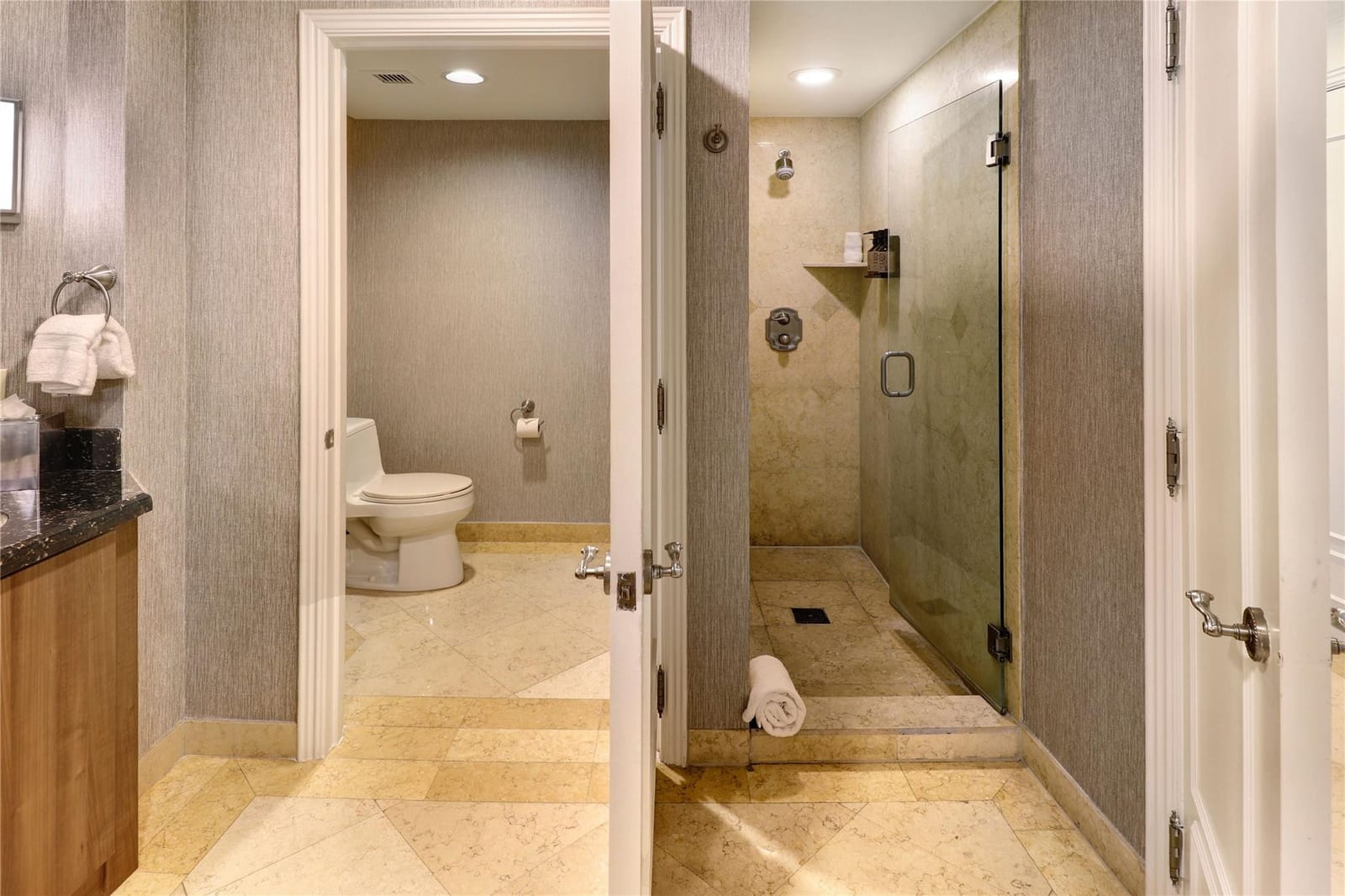 601 N Ft Lauderdale Bch Boulevard 905 — photo 4