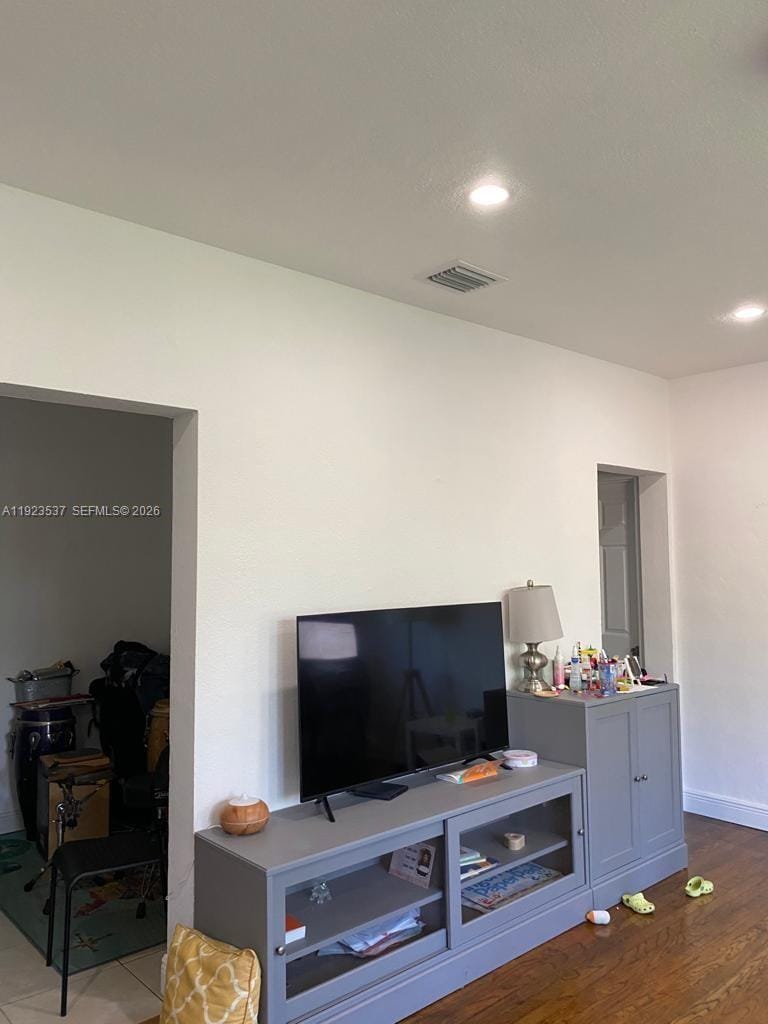 851 80th Street — photo 10