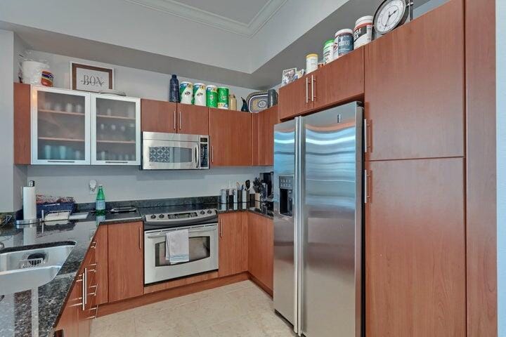 600 S Dixie Highway 455 — photo 5
