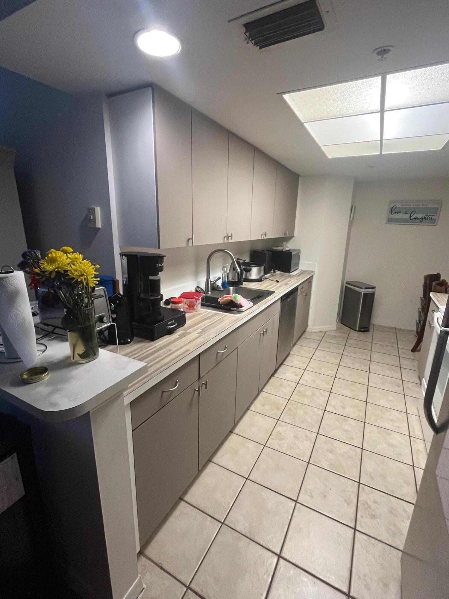 4167 N Haverhill Road 1102 — photo 11