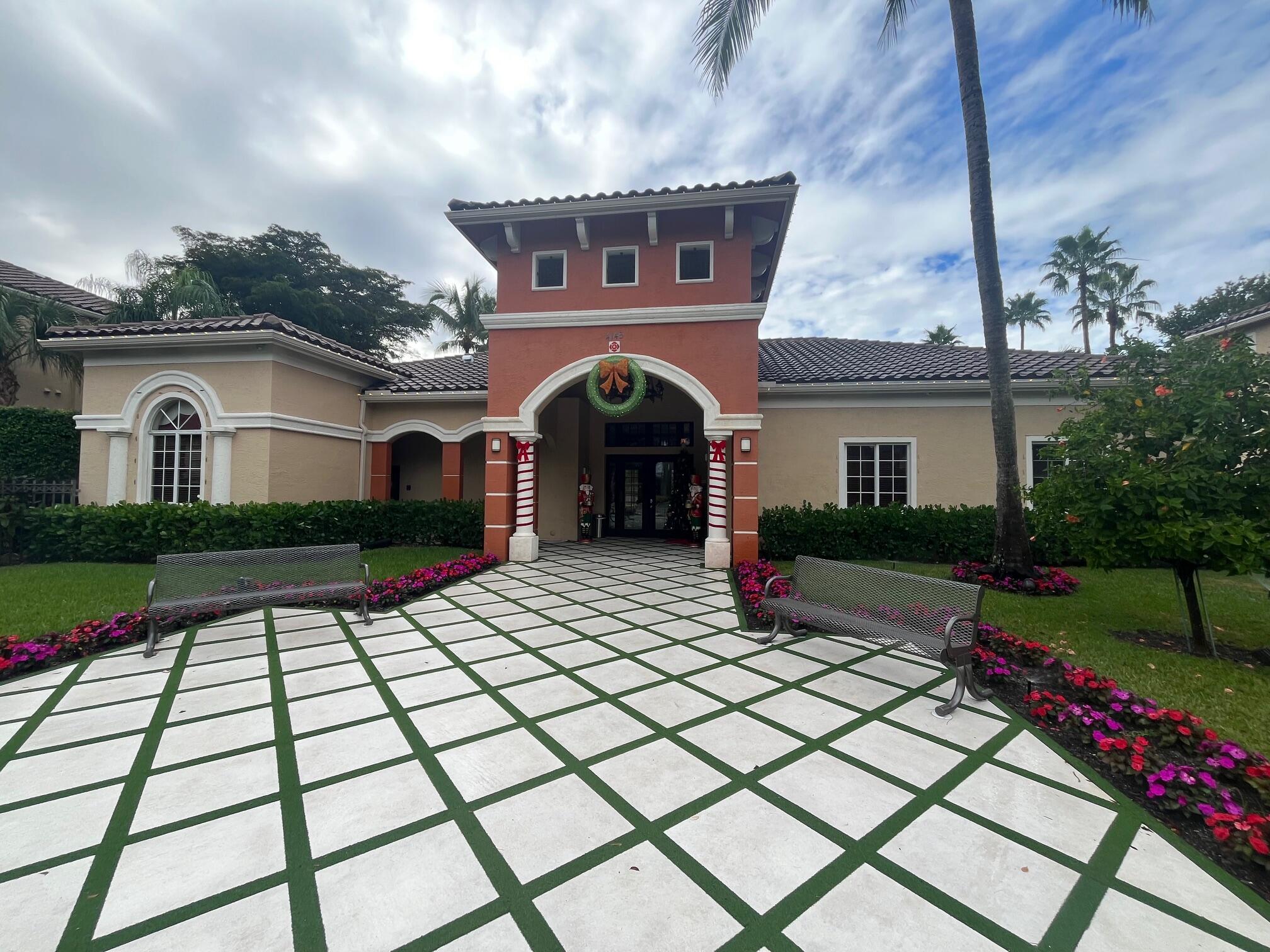 4167 N Haverhill Road 1102, West Palm Beach, FL 33417, West Palm Beach
