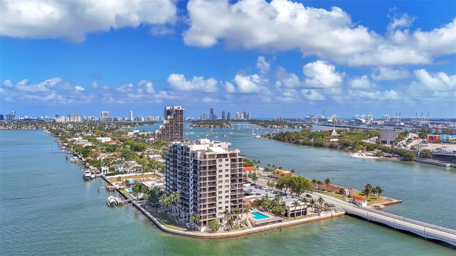 801 N Venetian Drive 208, Miami Beach, FL 33139, Miami Beach