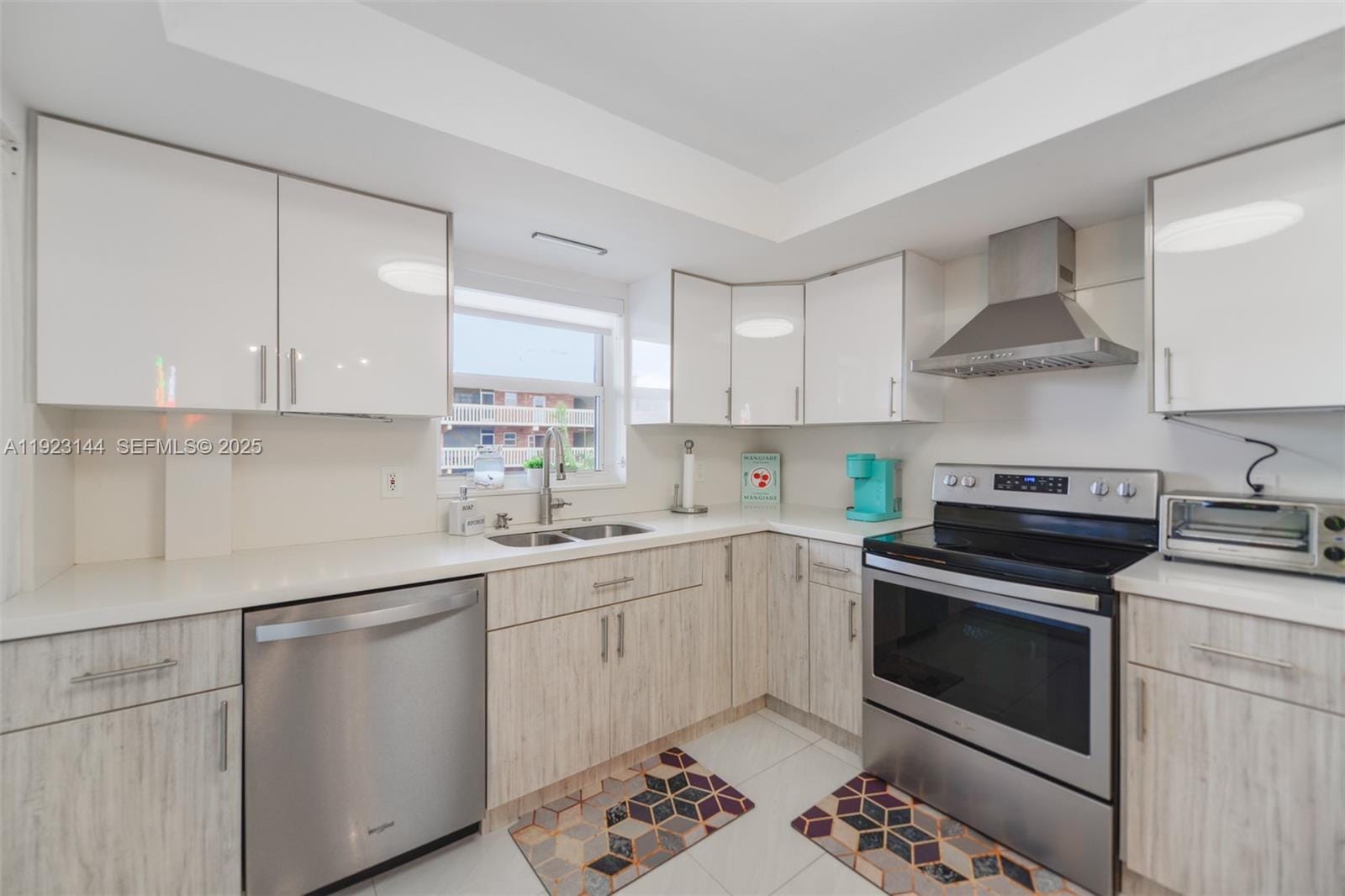 200 NE 12th Avenue 6D — photo 9