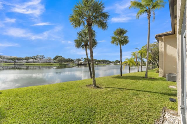 5501 Lakeside Drive 101, sold in Viewpointe Condo, Margate, FL