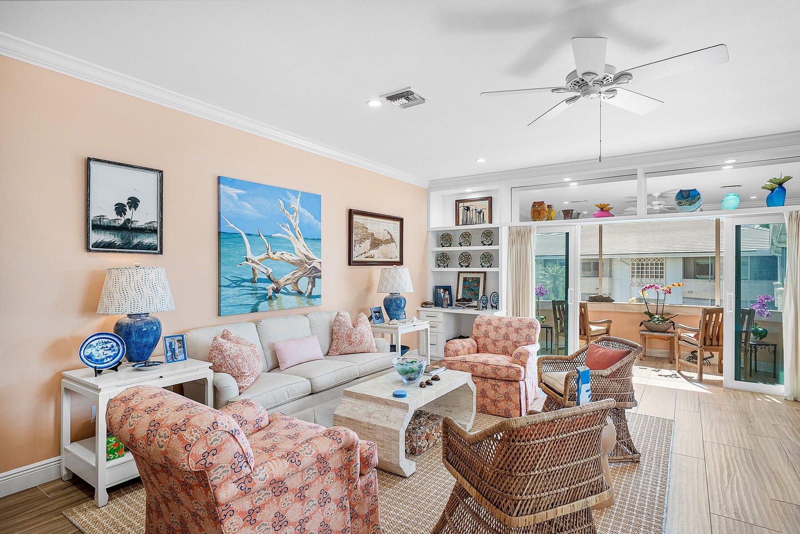 725 Palm Trail 10 — photo 3
