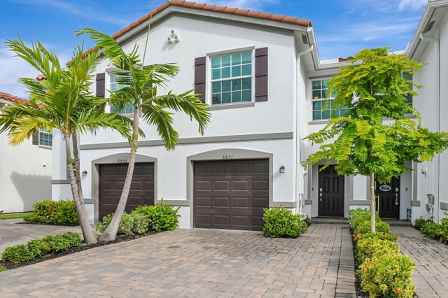 6851 Broadwater Lane, sold in Lakewood Cove, Lake Worth, FL