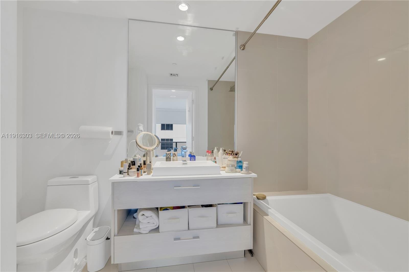 55 SW 9th Street 2610 — photo 9