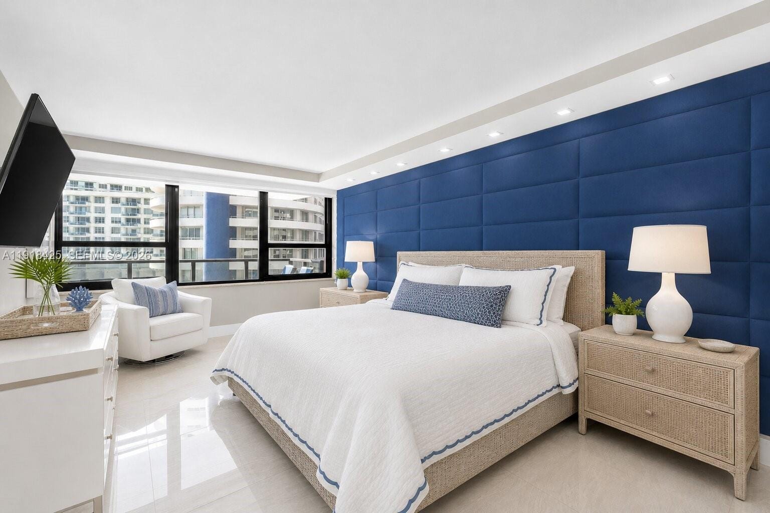 5225 Collins Avenue 603 — photo 12