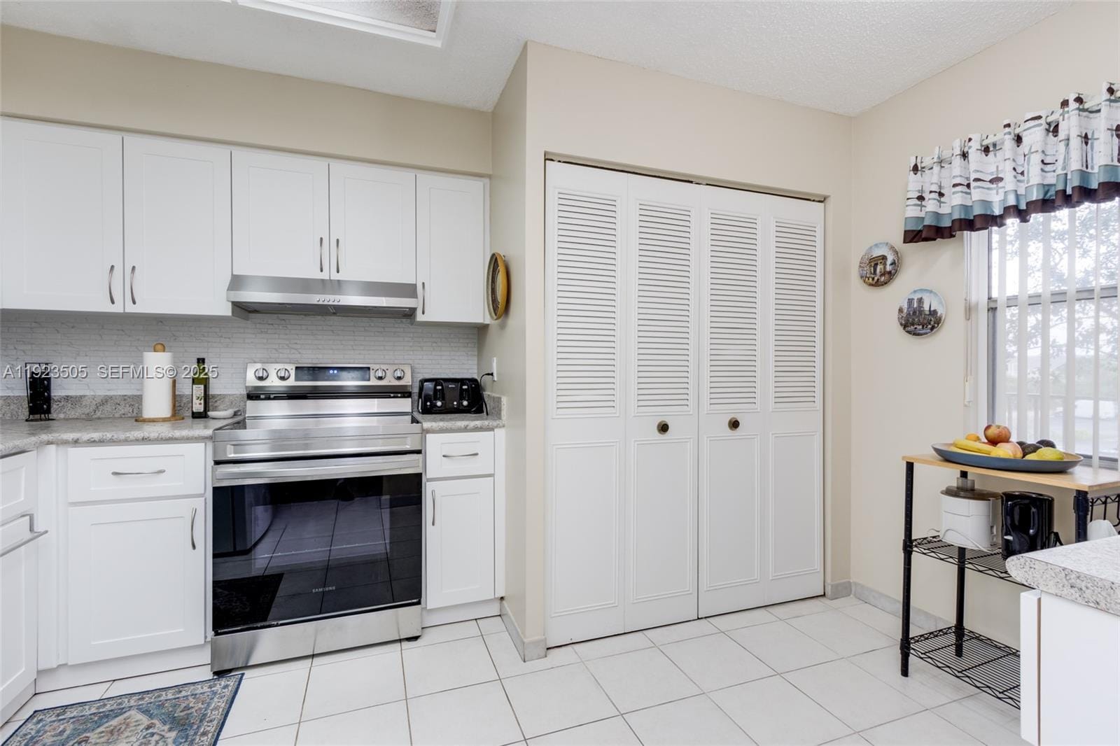 7300 Lake Cir Drive 303, Margate, FL 33063 photo 6