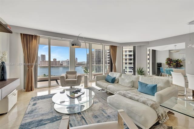 7000 Island Boulevard 1701, sold in 7000 Isl Blvd Williams Is, Aventura, FL