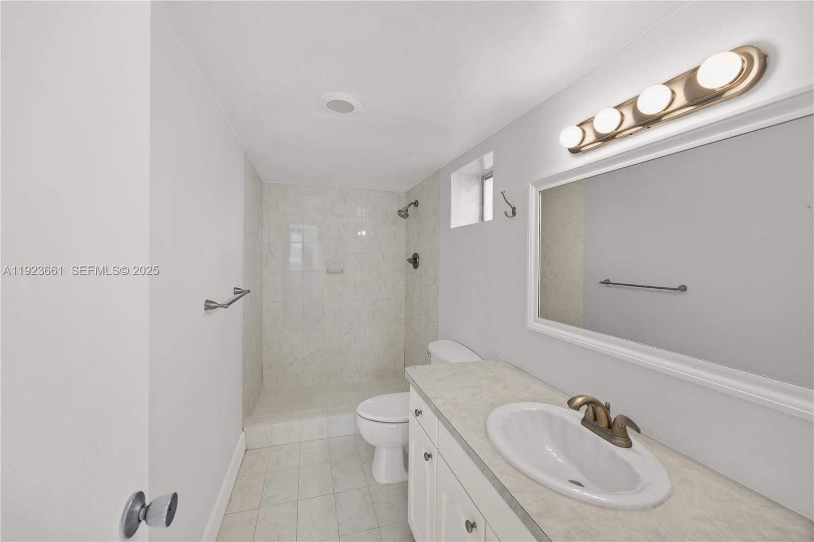3550 NE 169th Street 112, North Miami Beach, FL 33160 photo 15