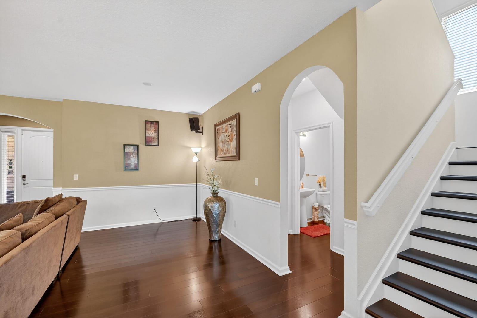 830 Palm Tree Lane, Haverhill, FL 33415 photo 3