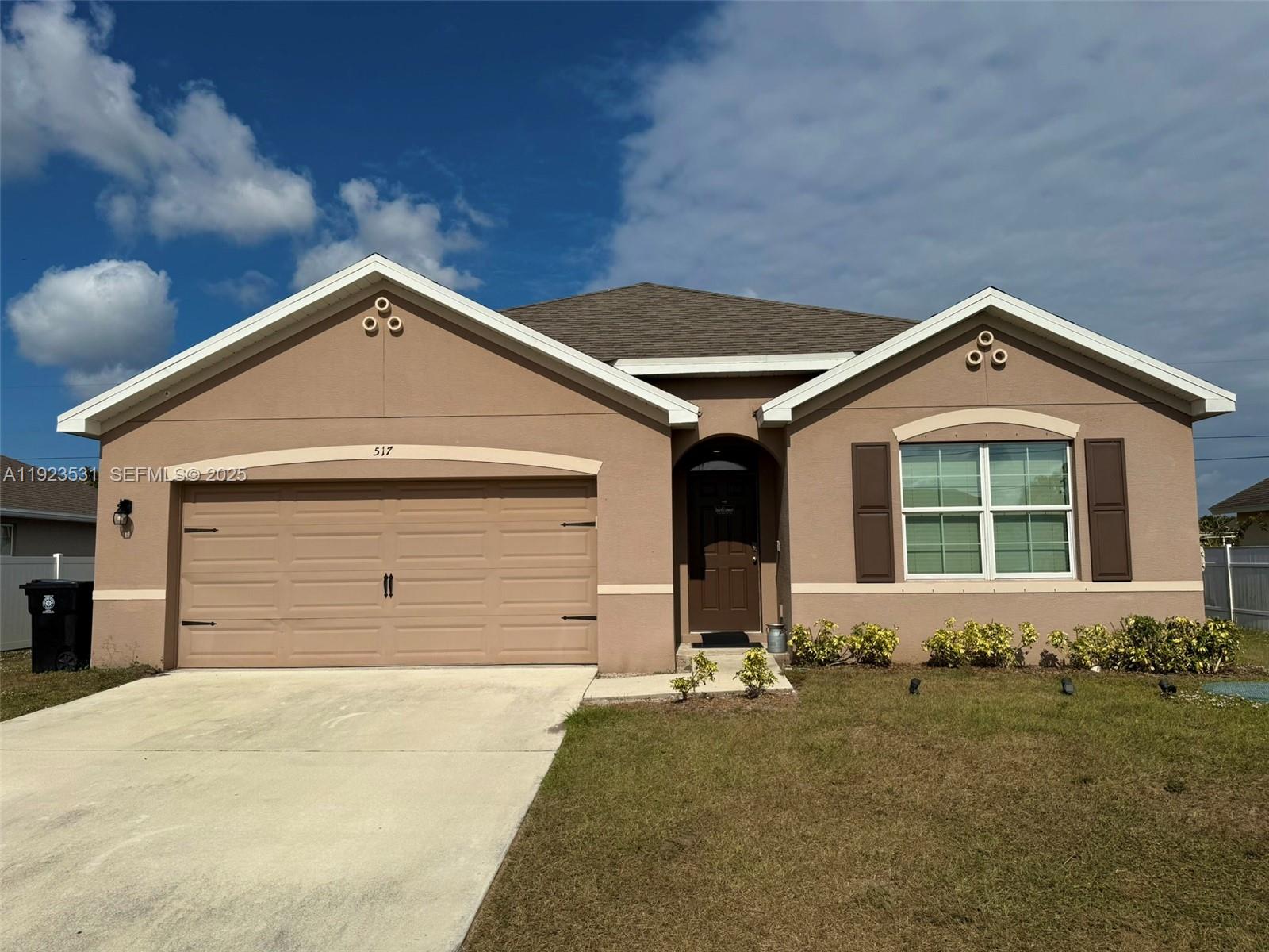 517 SW Lacroix Avenue, Port St. Lucie, FL 34953, Port St Lucie