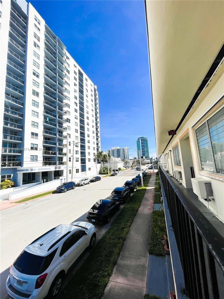 6895 Byron Avenue 207, Miami Beach, FL 33009 photo 14