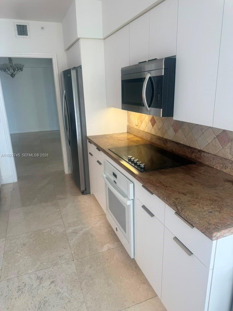 16400 Collins Avenue 942 — photo 12