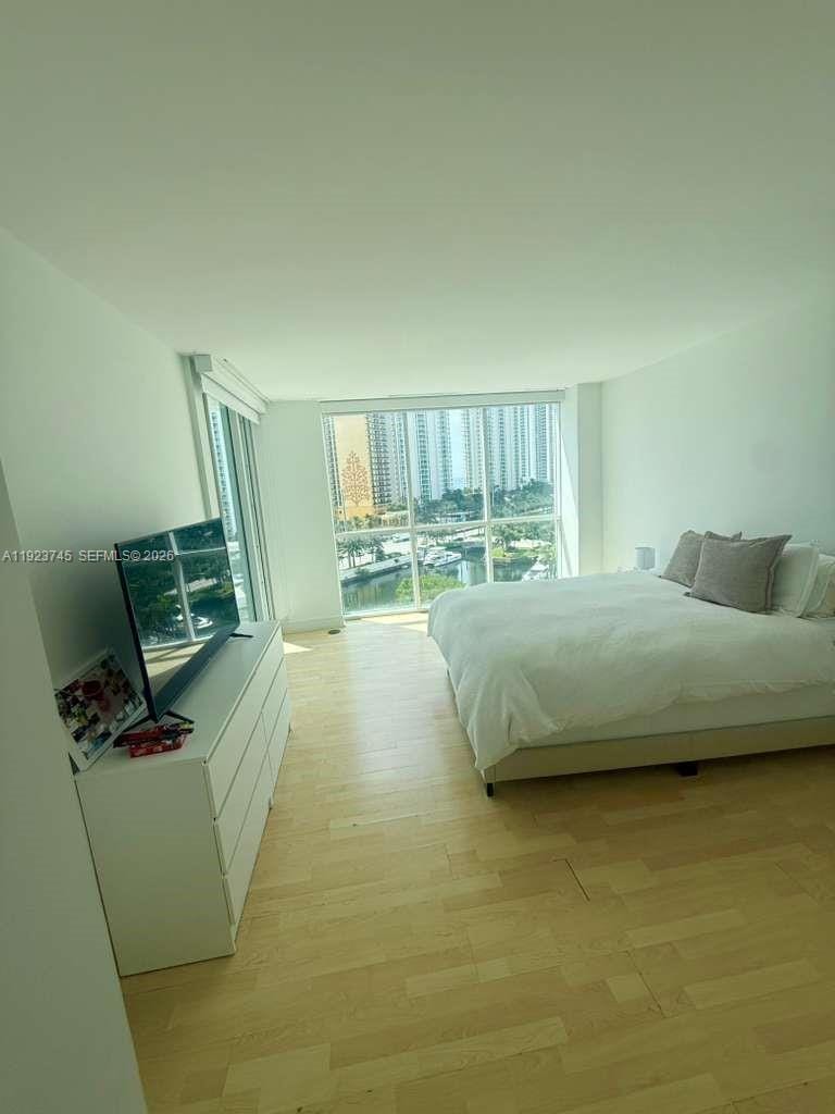 16400 Collins Avenue 942, Sunny Isles Beach, FL 33160 photo 16