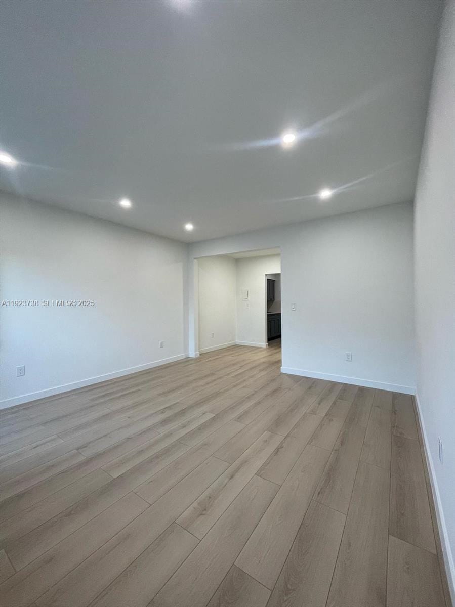 544 Michigan Avenue 10 — photo 2