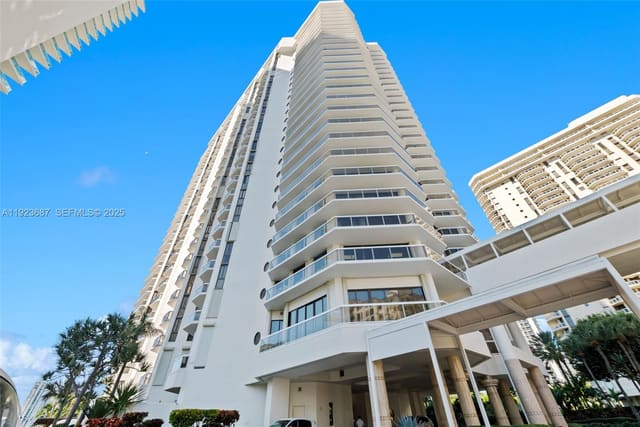 20185 E Country Club Drive 904, Aventura, FL 33180