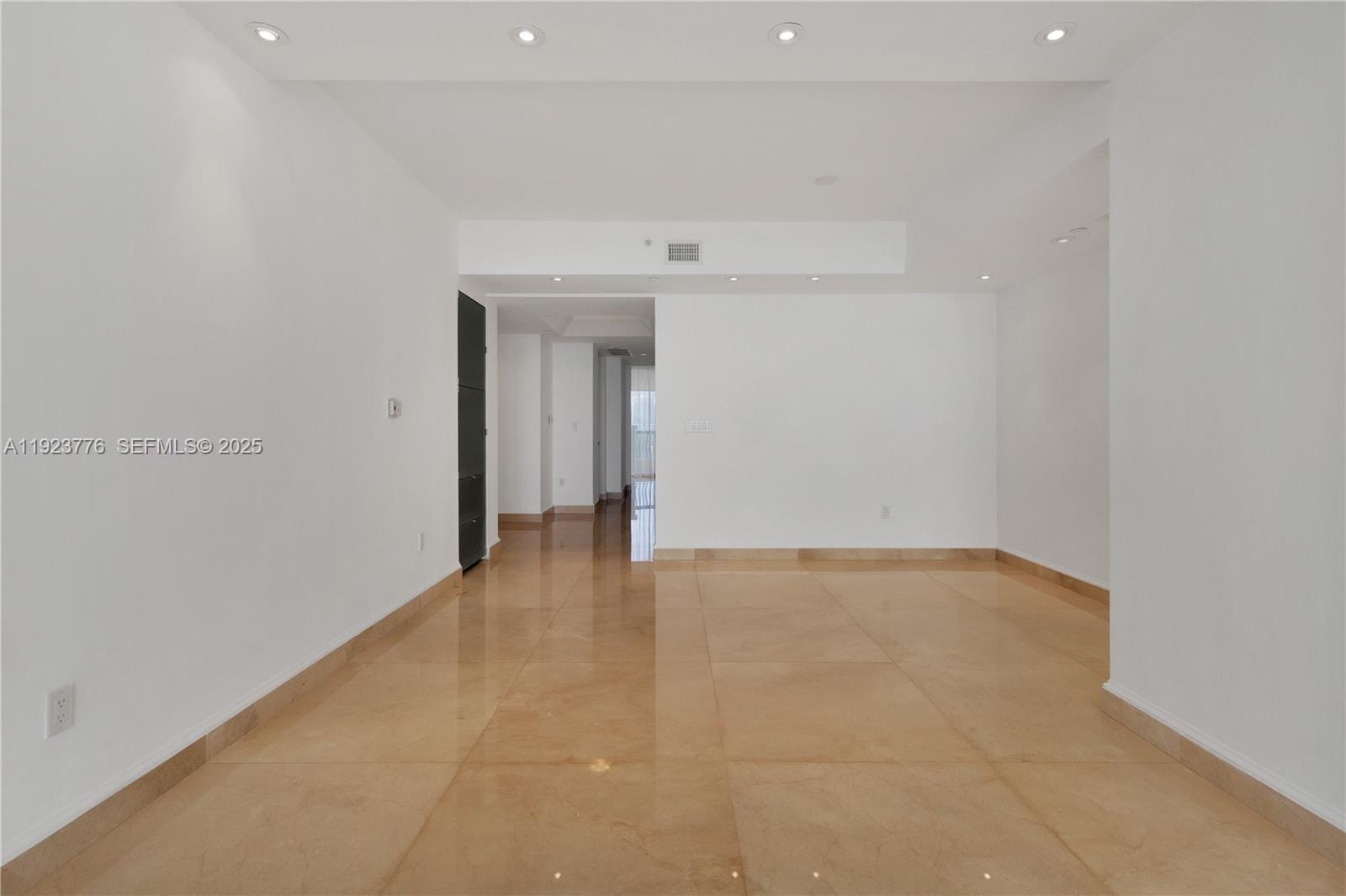 17875 Collins Avenue 905, Sunny Isles Beach, FL 33160 photo 17