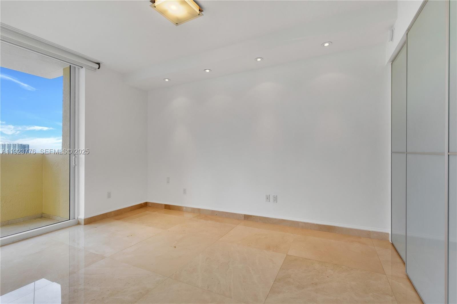 17875 Collins Avenue 905, Sunny Isles Beach, FL 33160 photo 27