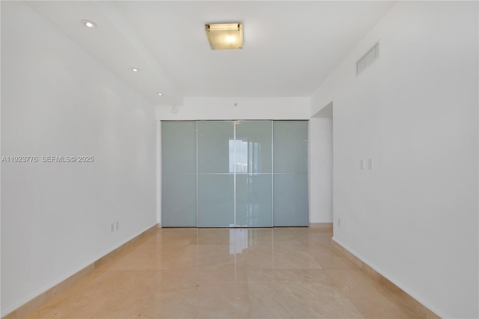 17875 Collins Avenue 905, Sunny Isles Beach, FL 33160 photo 30