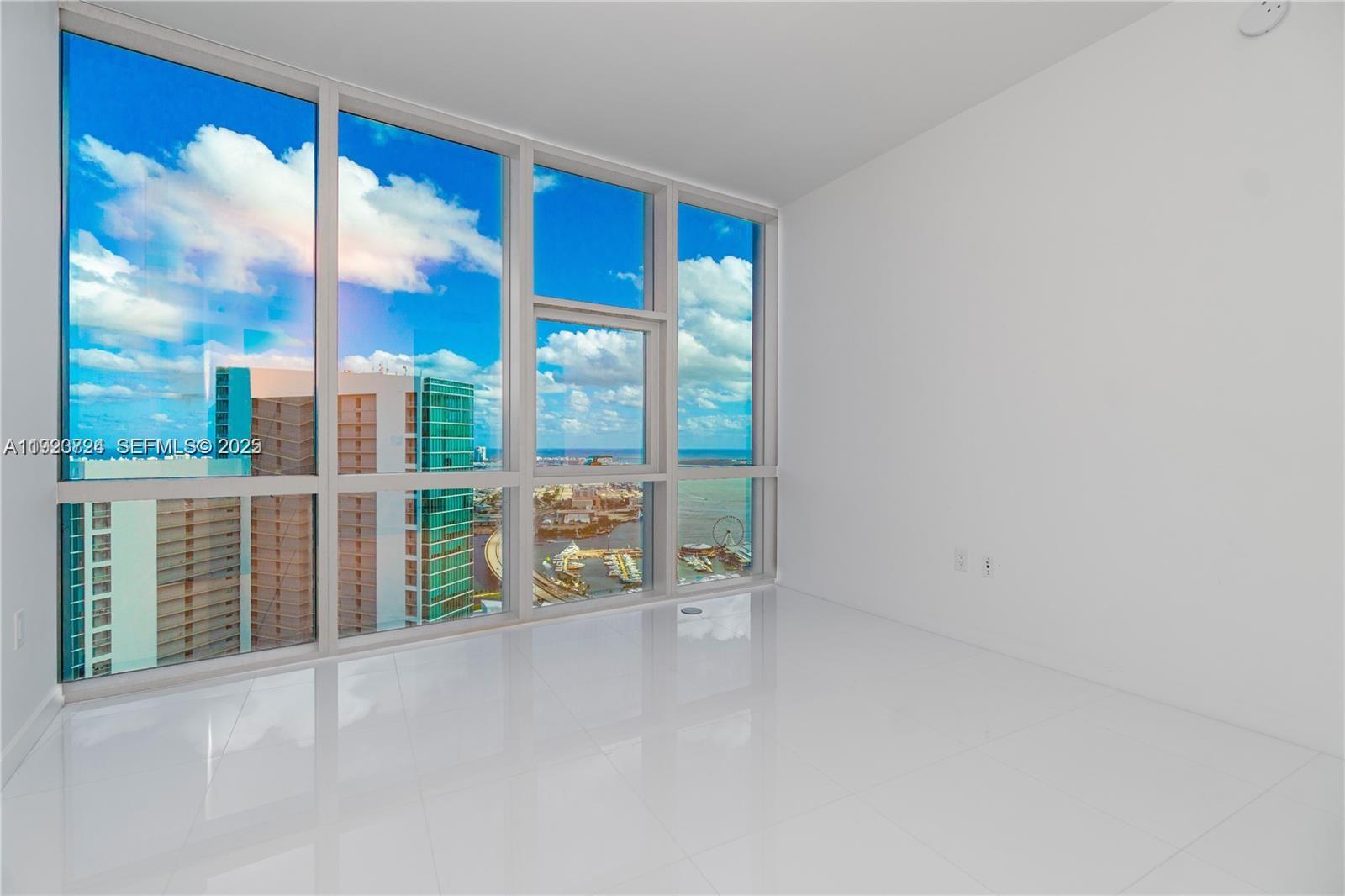 851 NE 1st Avenue 4911, Miami, FL 33132 photo 26