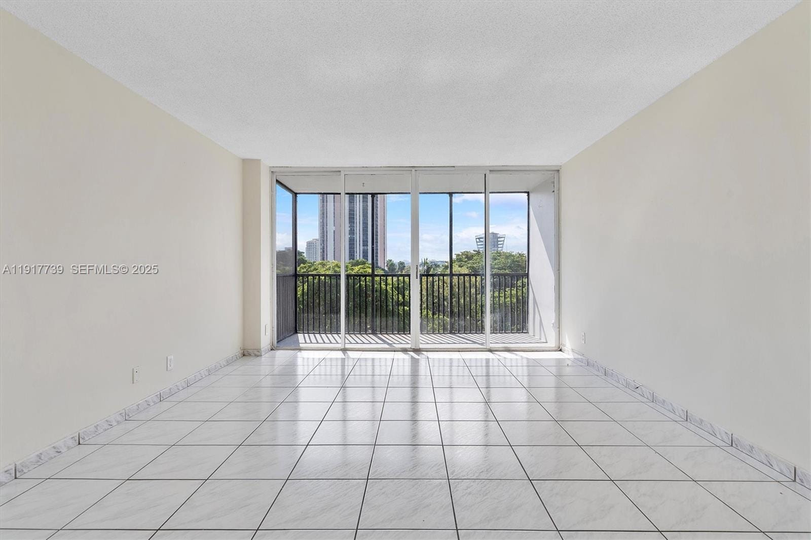 3101 N Country Club Drive 504 — photo 6