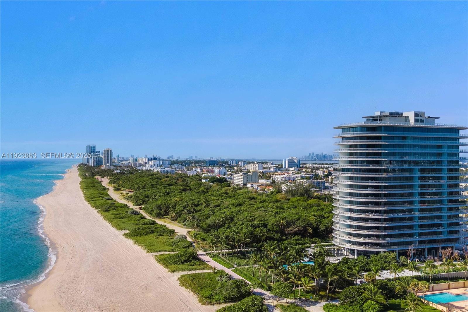8701 Collins Avenue 902, Miami Beach, FL 33154 photo 12