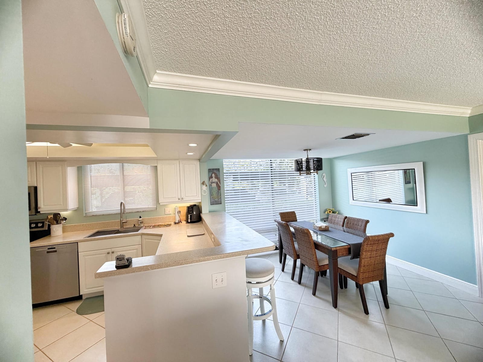 3492 NE Causeway Boulevard 101, Jensen Beach, FL 34957 photo 7
