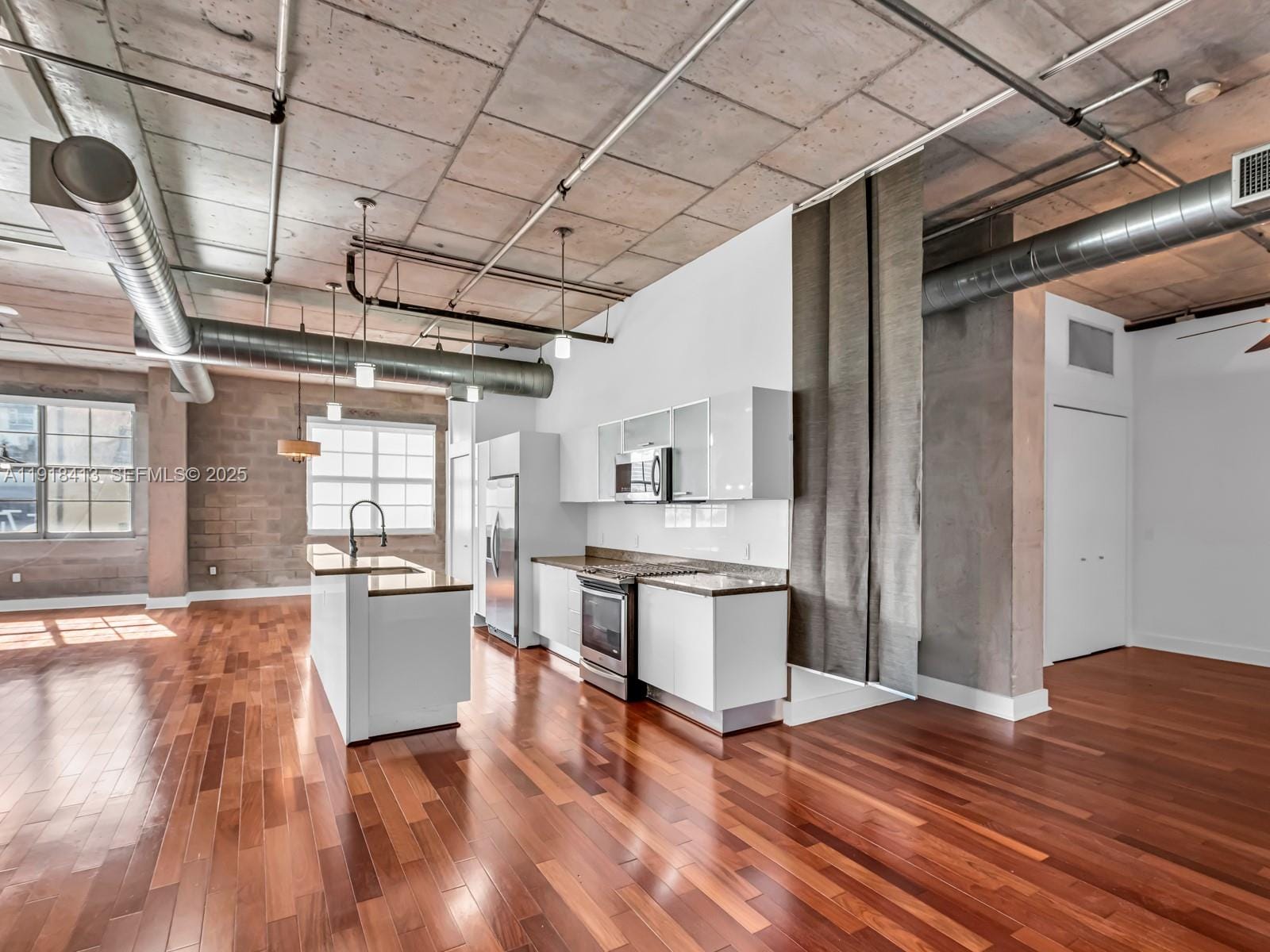 411 NW 1st Avenue 401 — photo 7