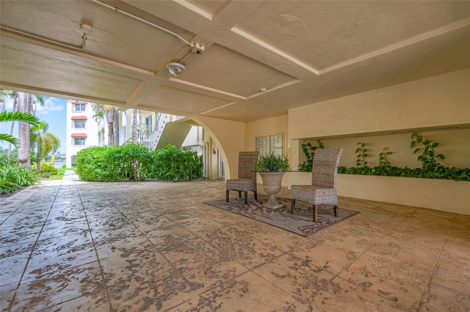 341 N Birch Road 204, Fort Lauderdale, FL 33304 photo 25