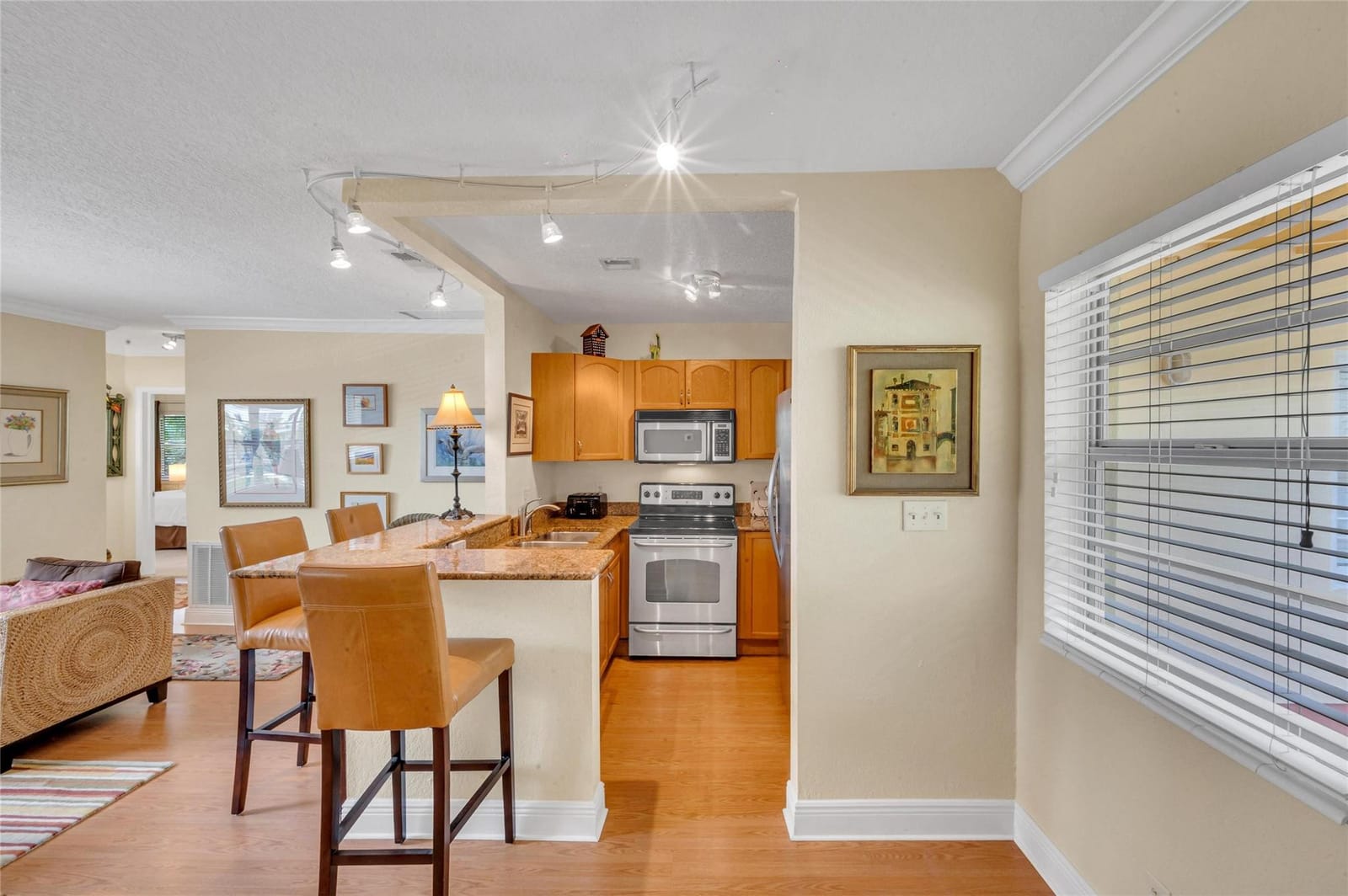 341 N Birch Road 204 — photo 9