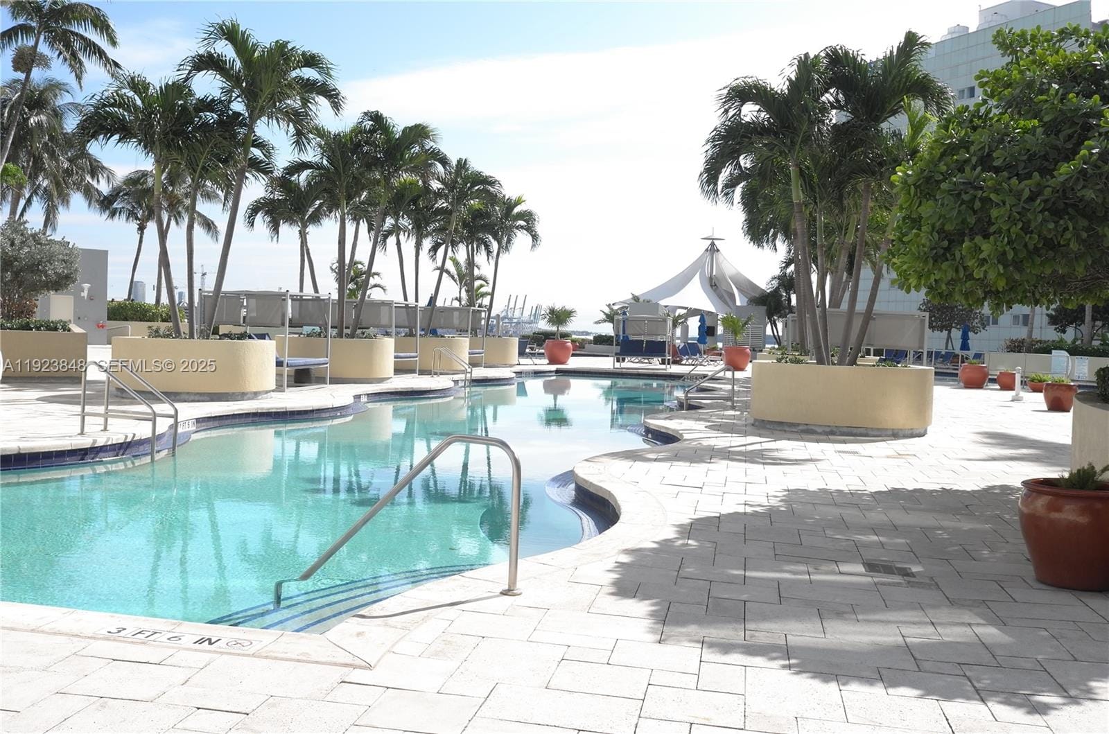 253 NE 2nd Street 908, Miami, FL 33132 photo 16