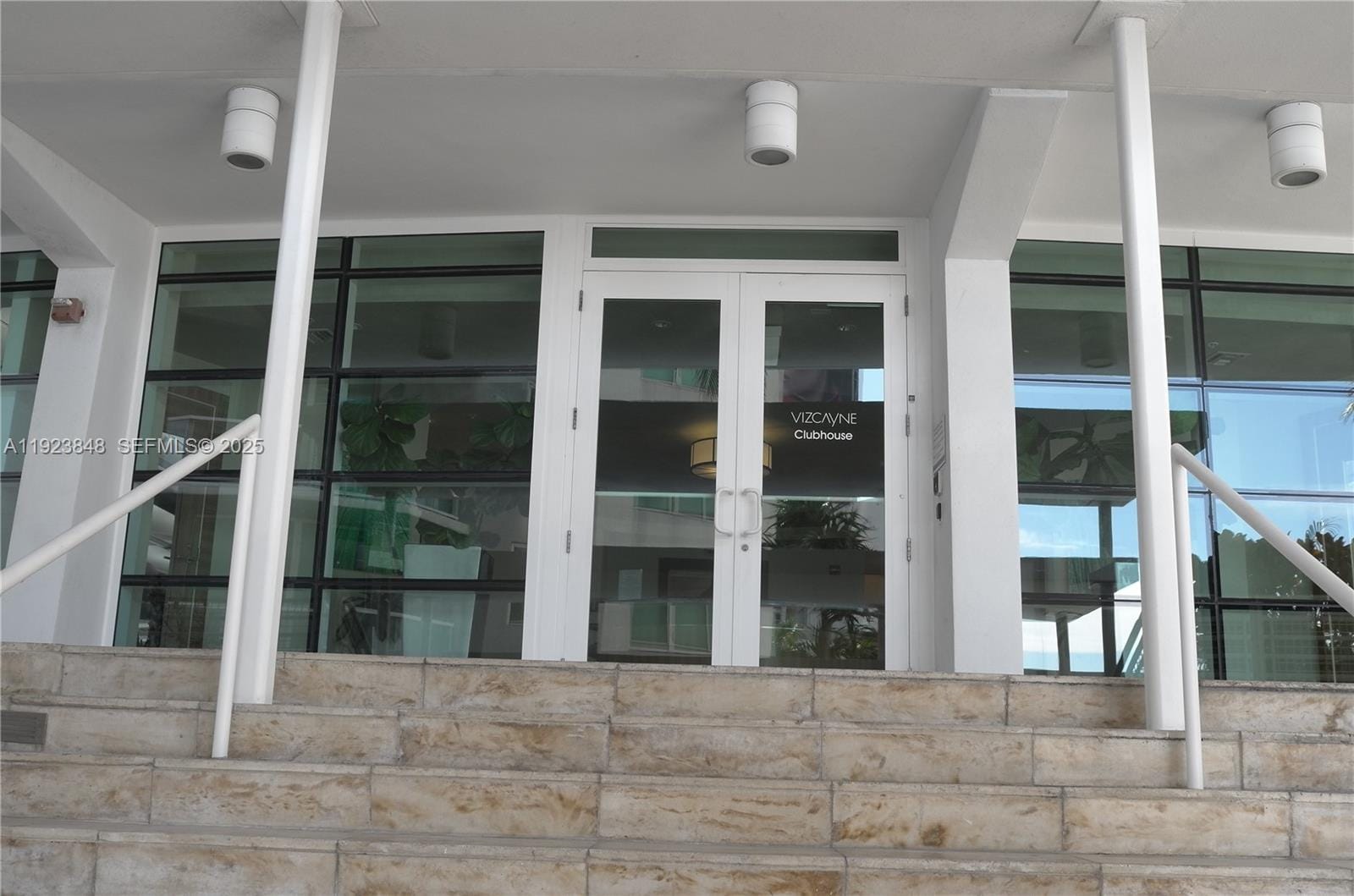 253 NE 2nd Street 908, Miami, FL 33132 photo 20