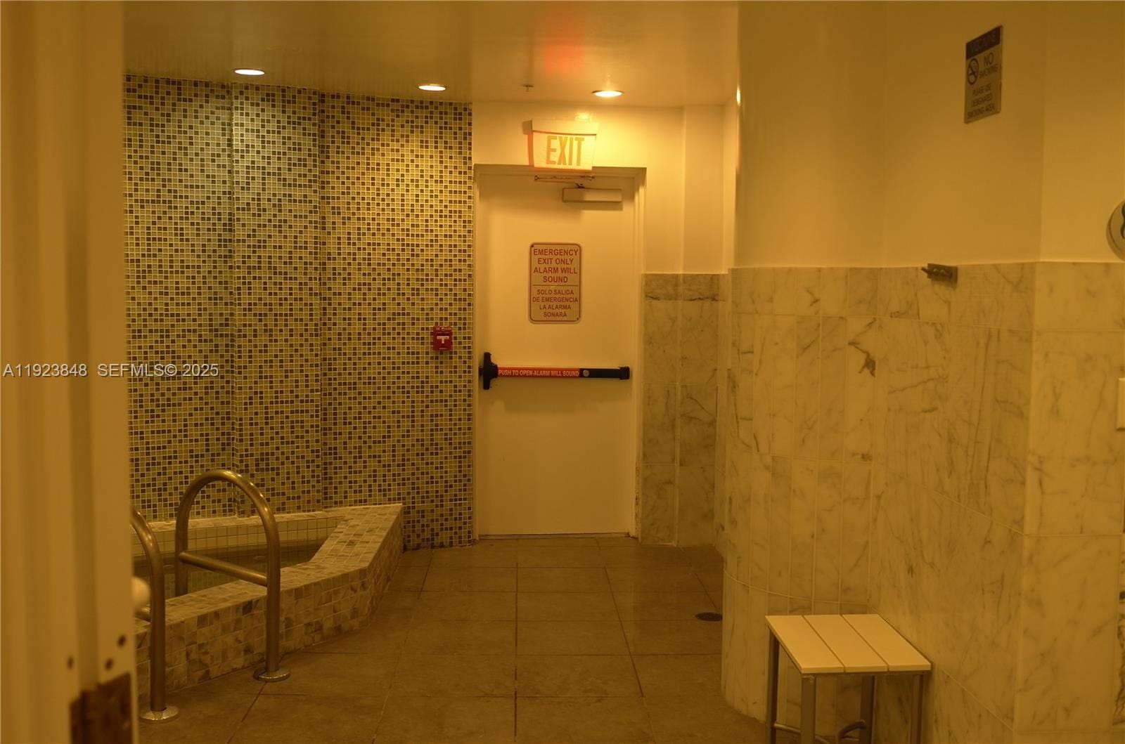 253 NE 2nd Street 908, Miami, FL 33132 photo 24