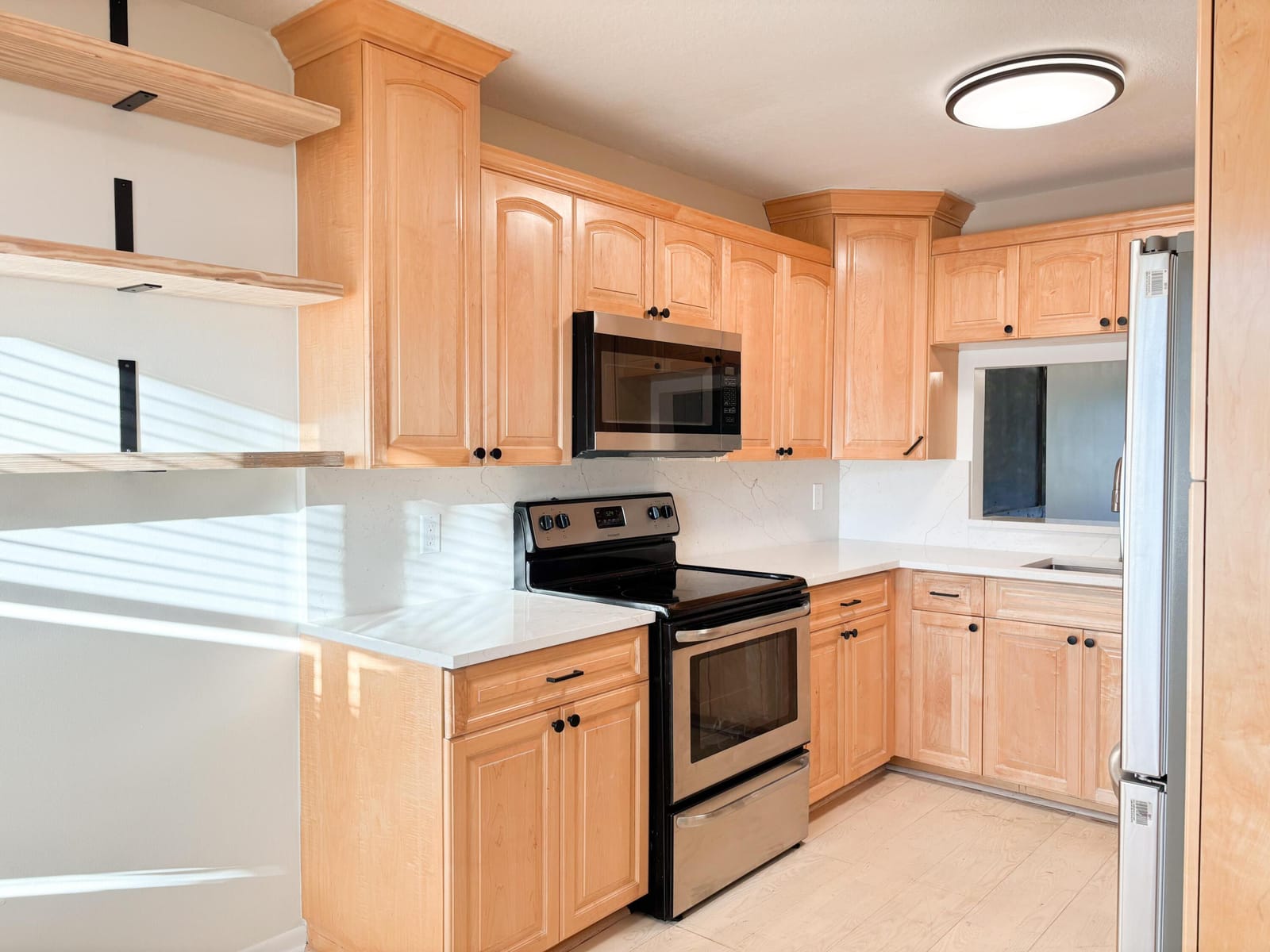 4704 Lucerne Lakes Boulevard E 102, Lake Worth, FL 33467