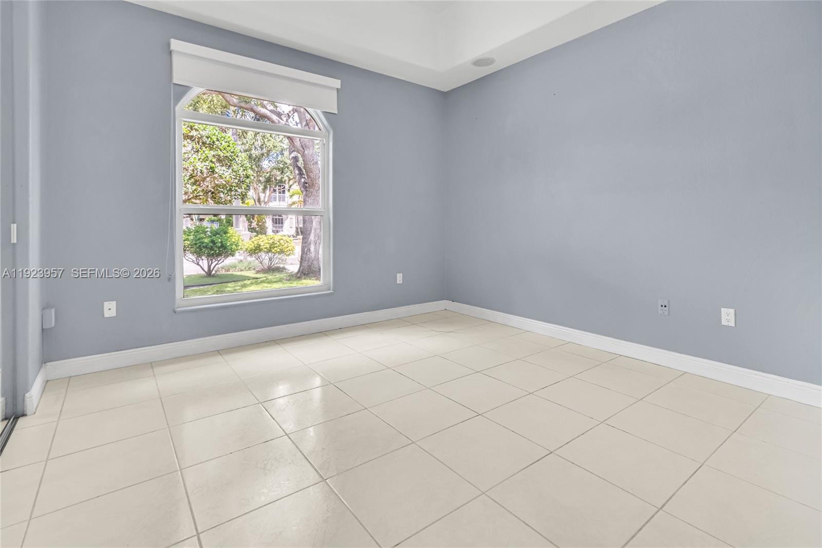 1547 Mariner Way, Hollywood, FL 33019 photo 17