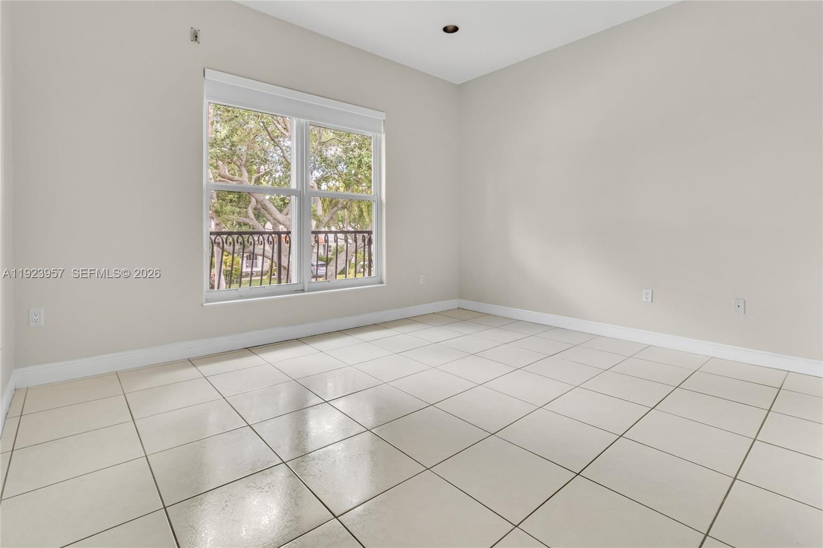 1547 Mariner Way, Hollywood, FL 33019 photo 22