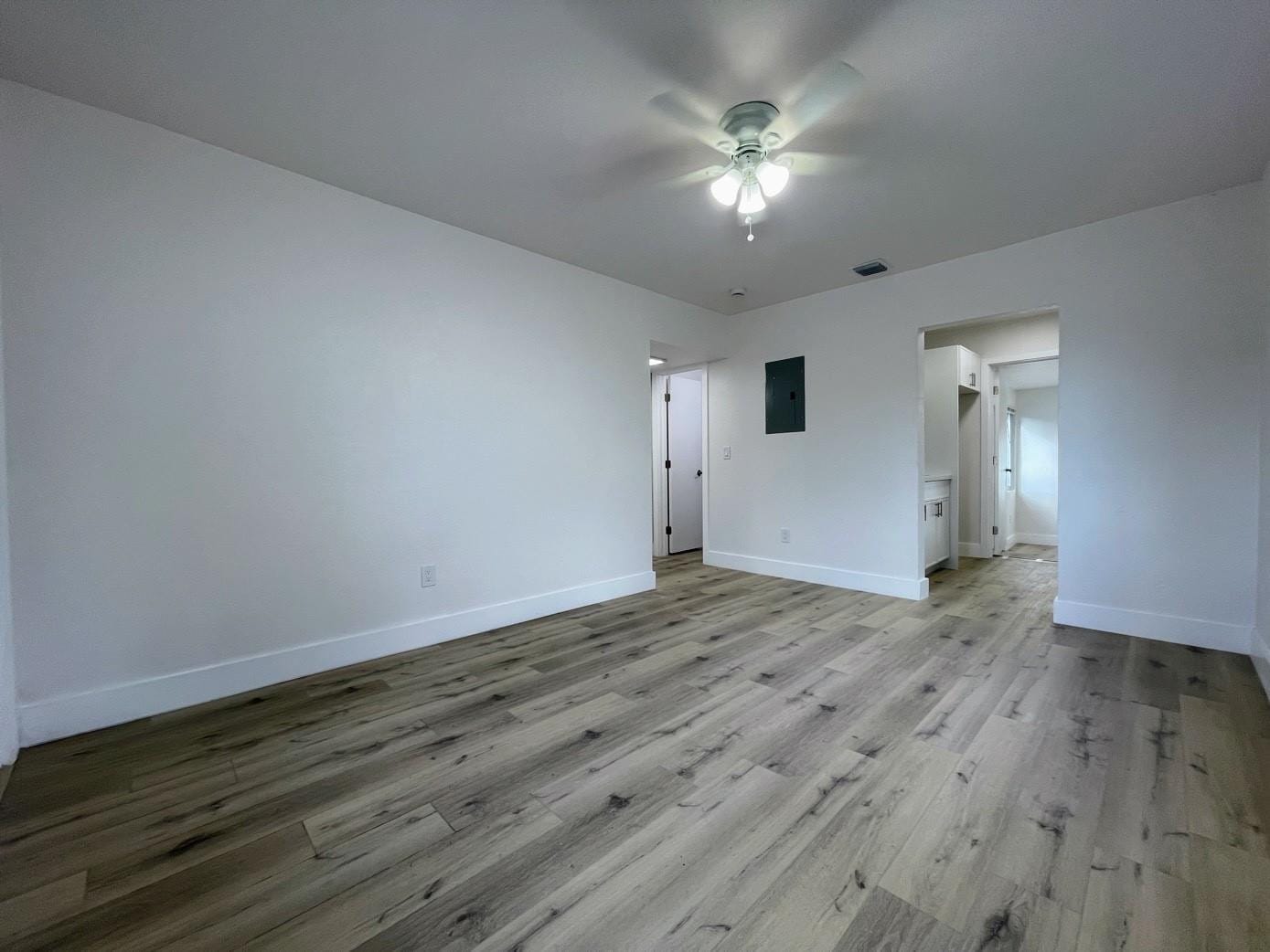 1774 Lauderdale Manor Drive — photo 4