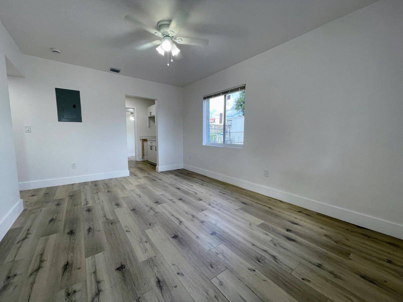 1774 Lauderdale Manor Drive — photo 5