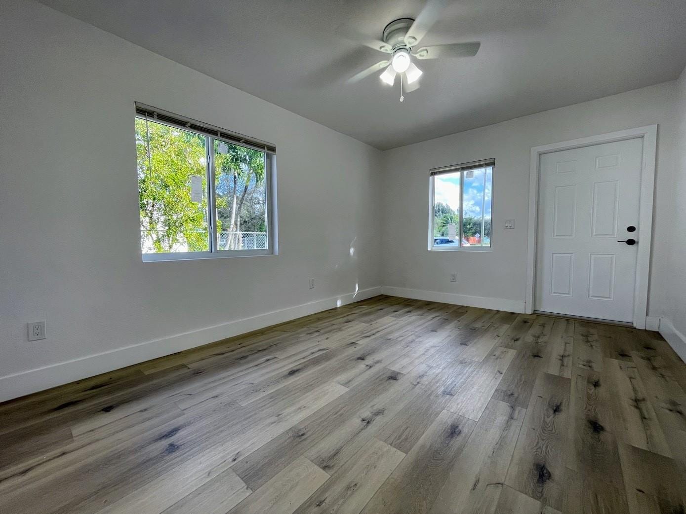 1774 Lauderdale Manor Drive — photo 6