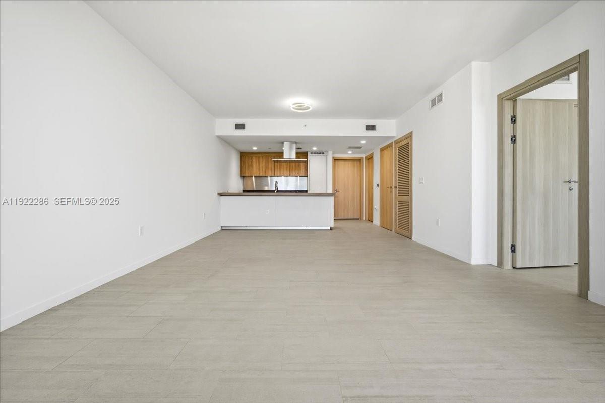 1000 Brickell Plaza 3211, Miami, FL 33131 photo 11