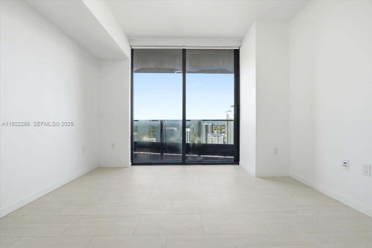 1000 Brickell Plaza 3211, Miami, FL 33131 photo 17