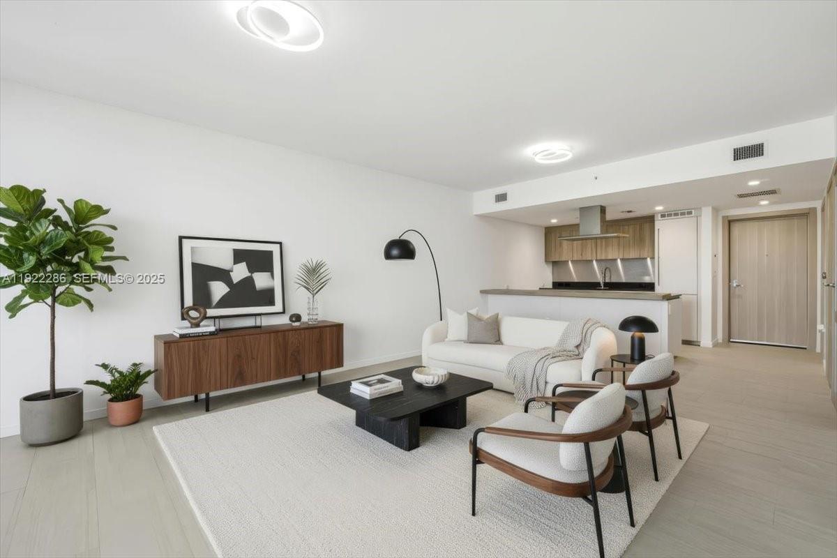 1000 Brickell Plaza 3211, Miami, FL 33131 photo 10