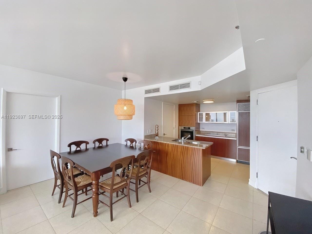 17201 Collins Avenue 1009, Sunny Isles Beach, FL 33160 photo 5
