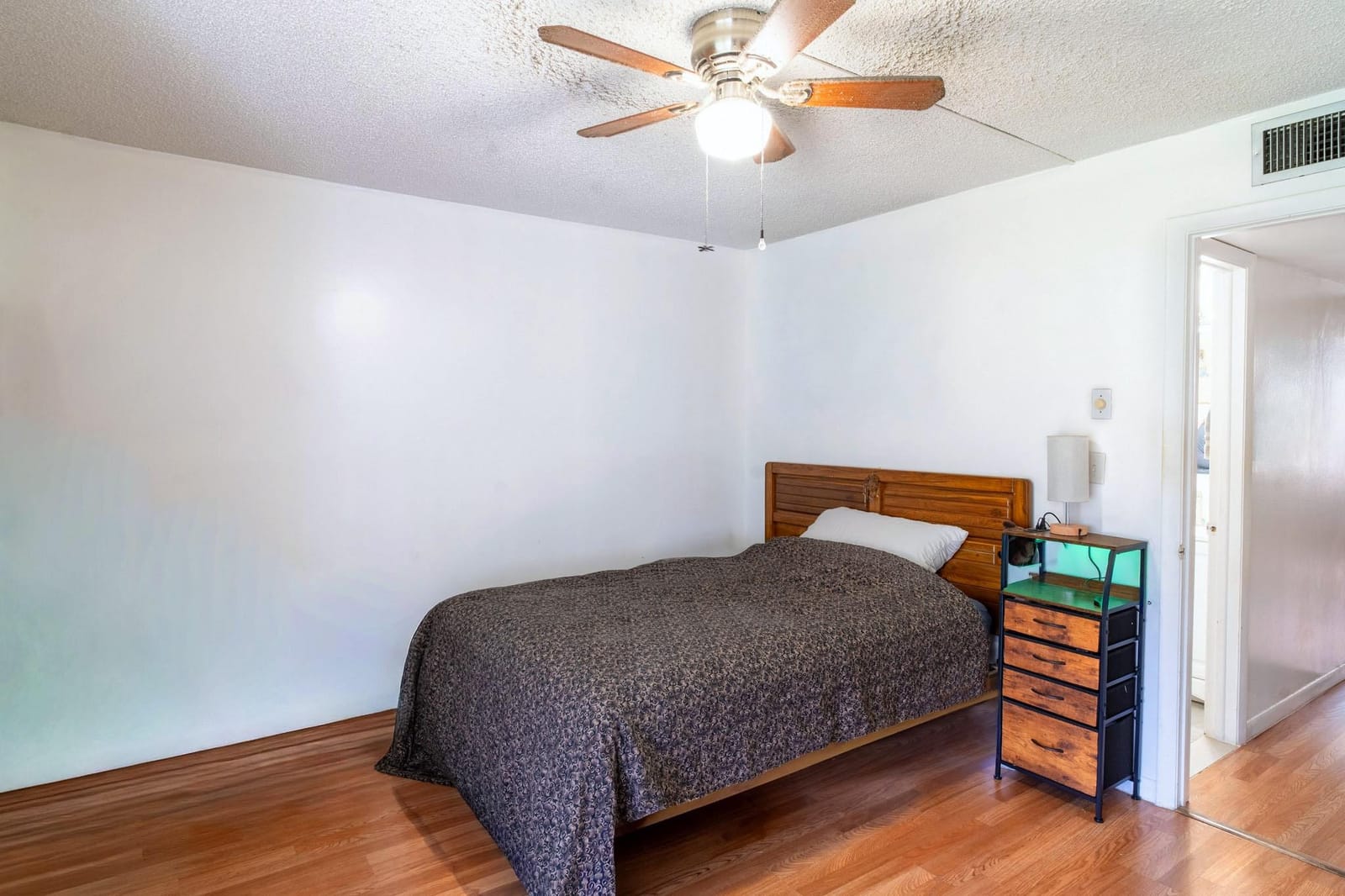 9061 Sunrise Lakes Boulevard 109 — photo 7